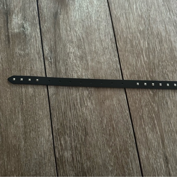NWT Punto Fubbia made in Italy Black leather studded Belt, OSFM - Picture 9 of 9